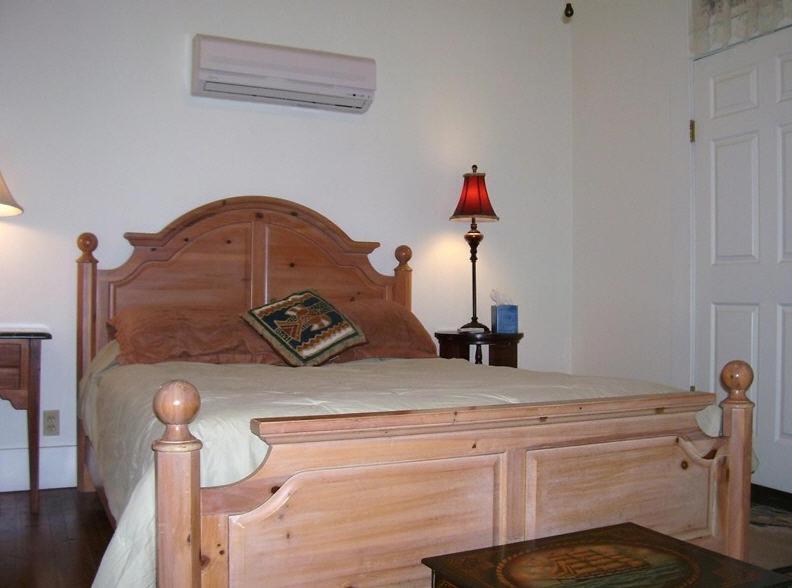 Bisbee Grand Hotel Room photo