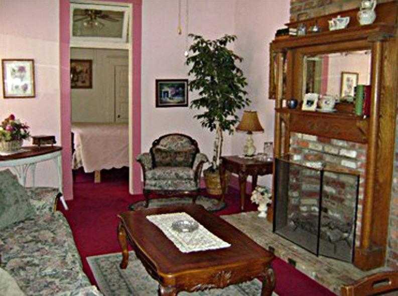 Bisbee Grand Hotel Room photo